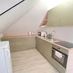 Alison Apartment *