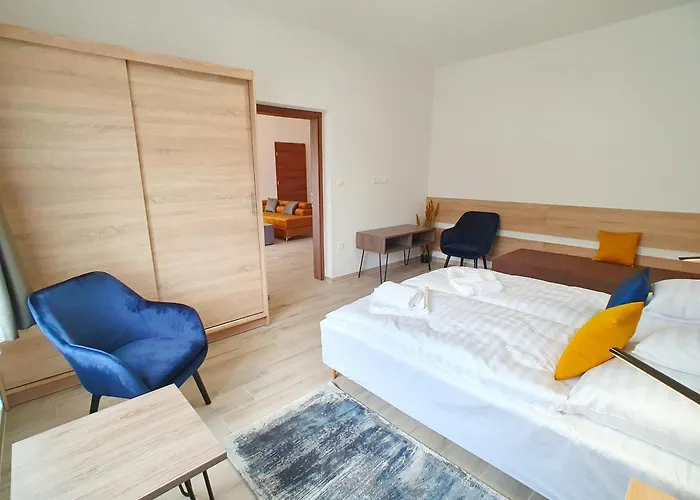 Alison Apartment